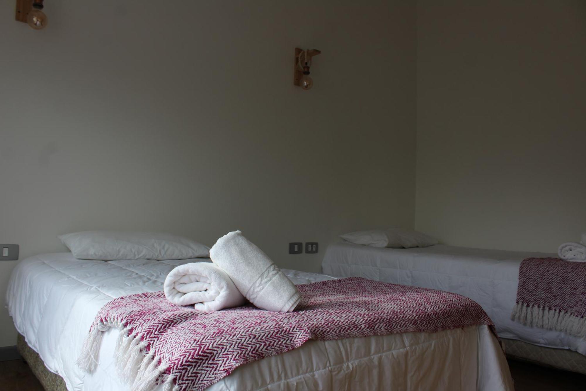 Hostal Alamo Patagonico Puerto Natales Exteriör bild